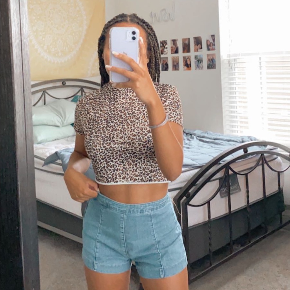 Leopard crop top
